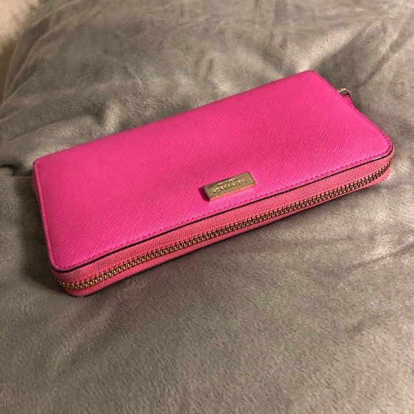 Kate Spade pink wallet - Picture 7 of 7